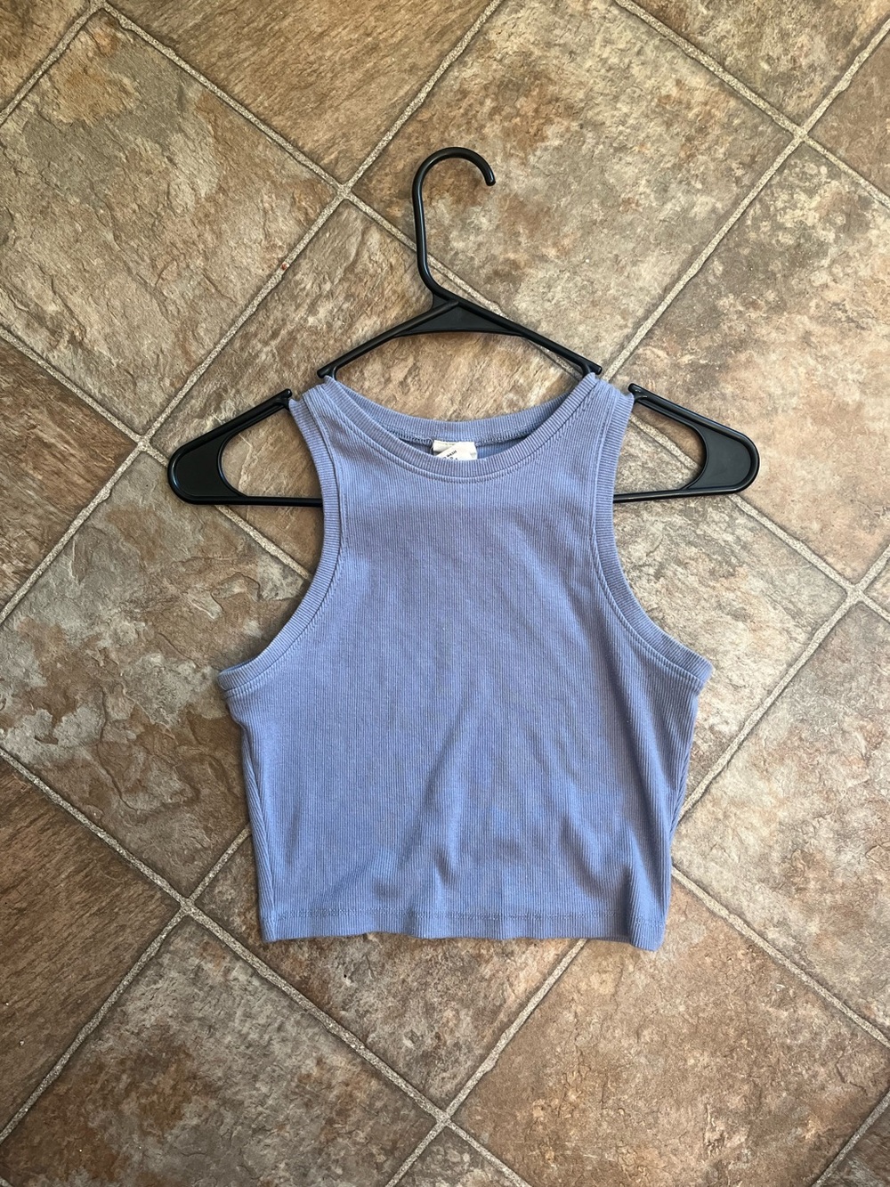 Full Tilt Essentials Lavender Ribbed Racerback Crop Tank Size Medium GUC
